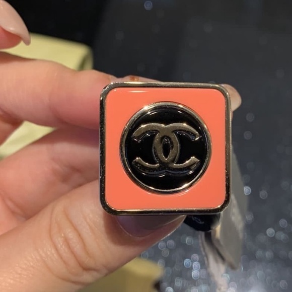 Chanel Ring - Picture 1 of 3